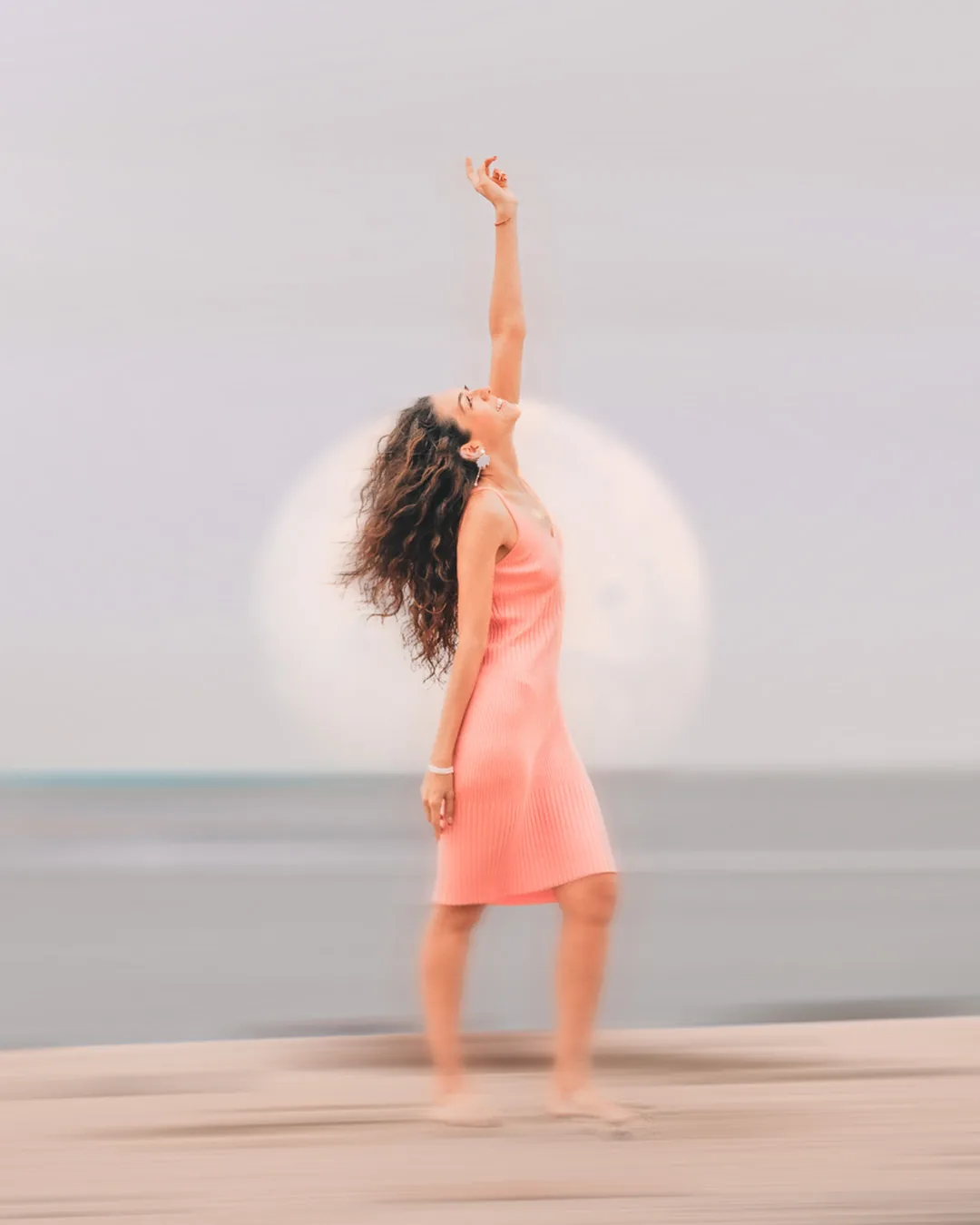 Editorial · beach