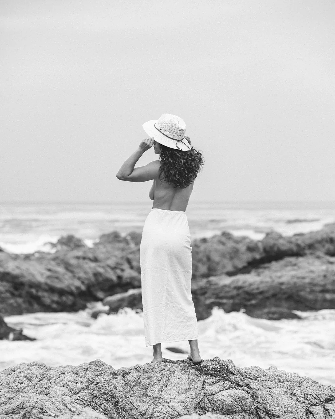 Editorial · blanco y negro